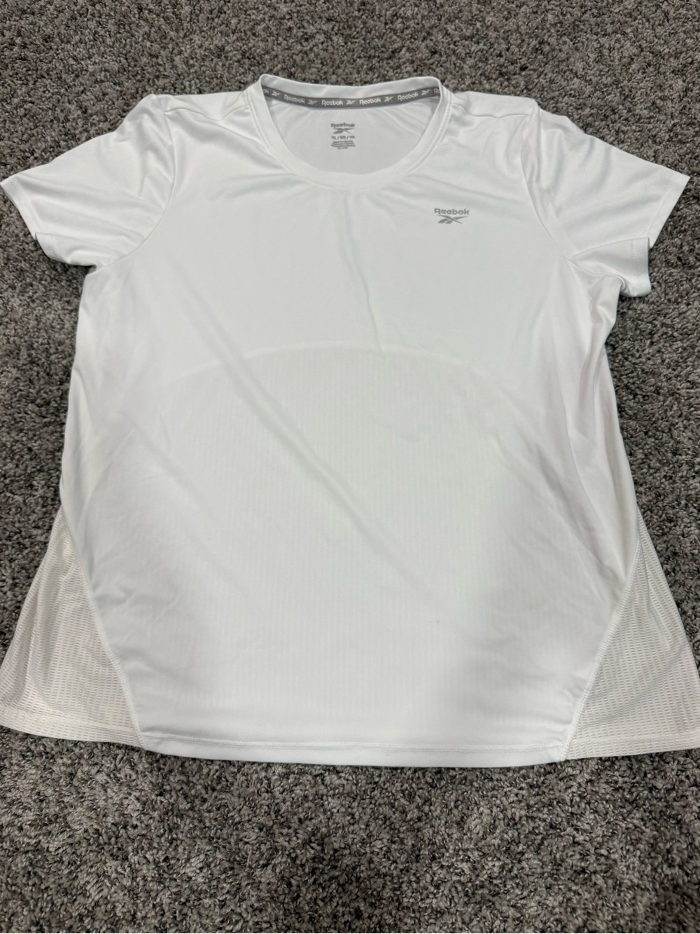 Reebok White Women's Short Sleeve Athletic Tee